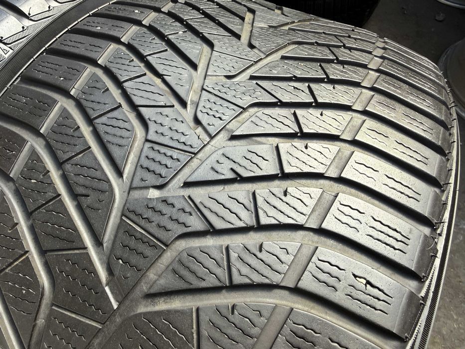 # 4x Anvelope Iarna 315/35 R21 275/40 R21 M+S - Yokohama BluEarth Winter