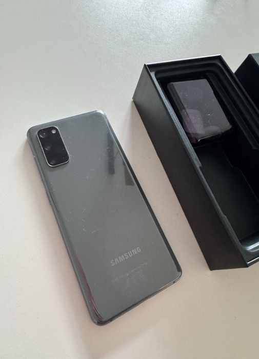 Смартфон Samsung s20 5g