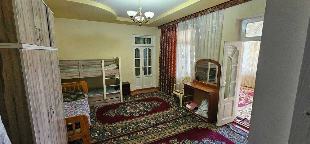 Срочно Бодомзор кучада уй сотилади.