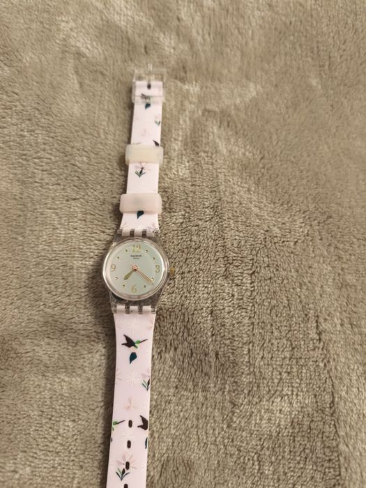 Дамски часовник swatch