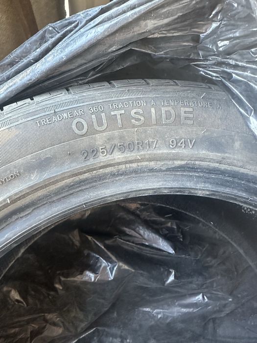 Продам 4 шины Сайлун