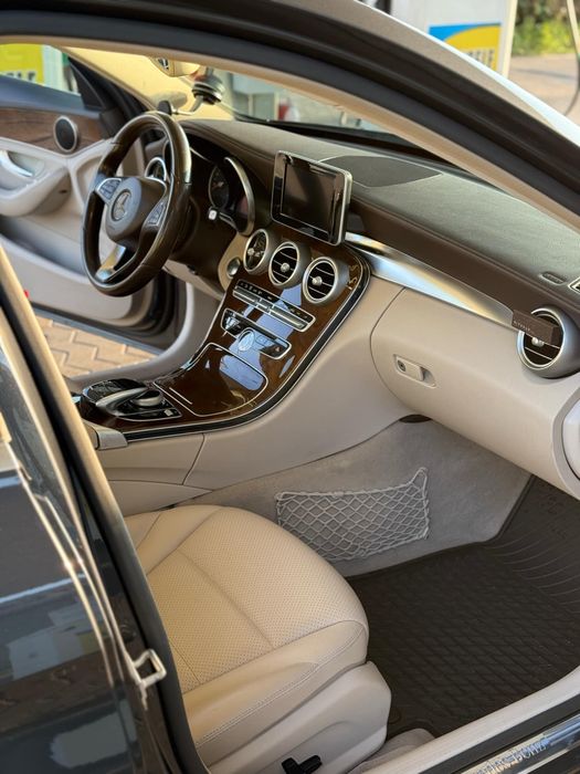 Mercedes C220 2015 E6 Bluetec