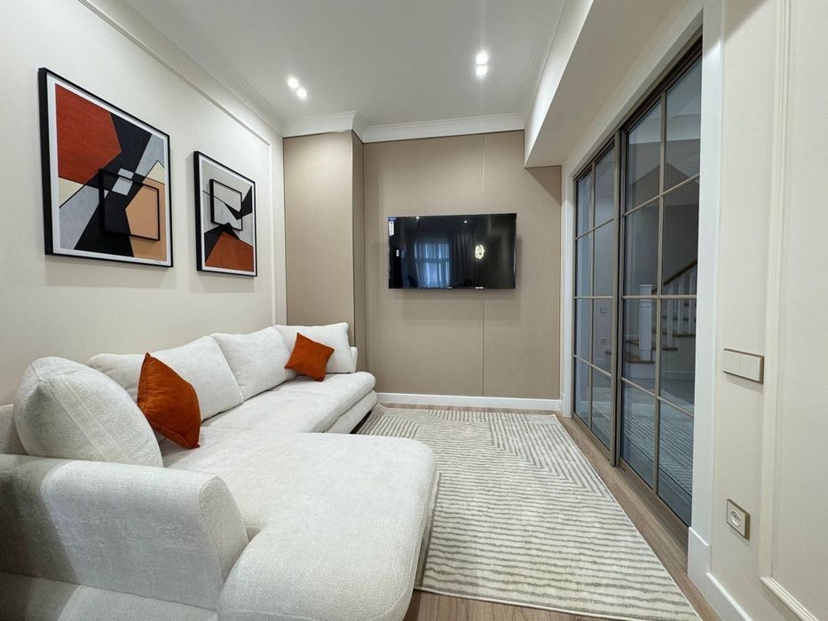 Продам квартиру новостройке Дуплекс 5/9/10 124м2 +25м2