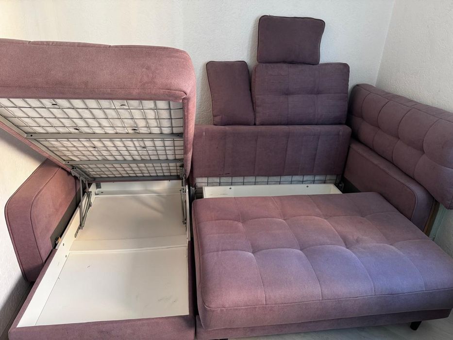 Продам диван для спальни