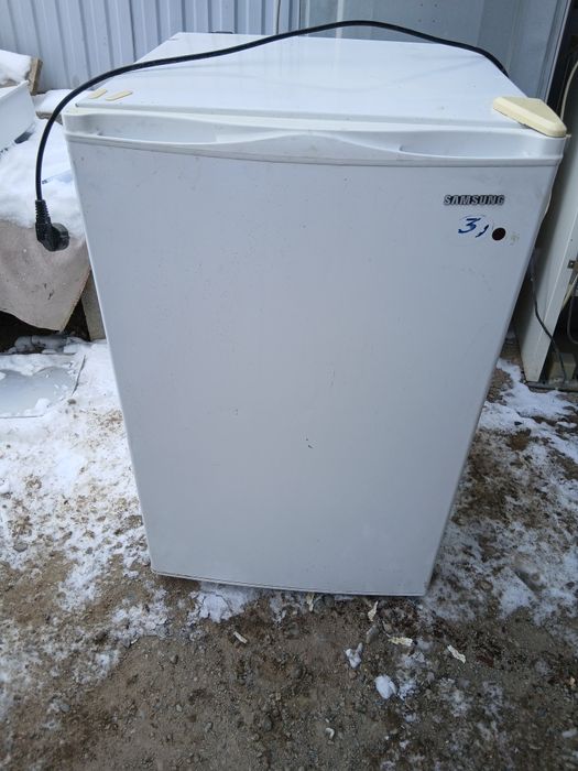 Мини холодильник. Доставка.