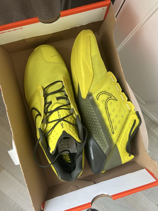 NIKE zoom metcon turbo 2 нови