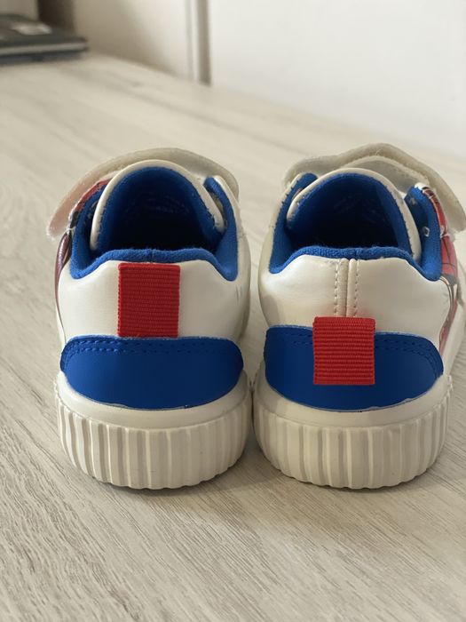 Adidasi Marvel m 23