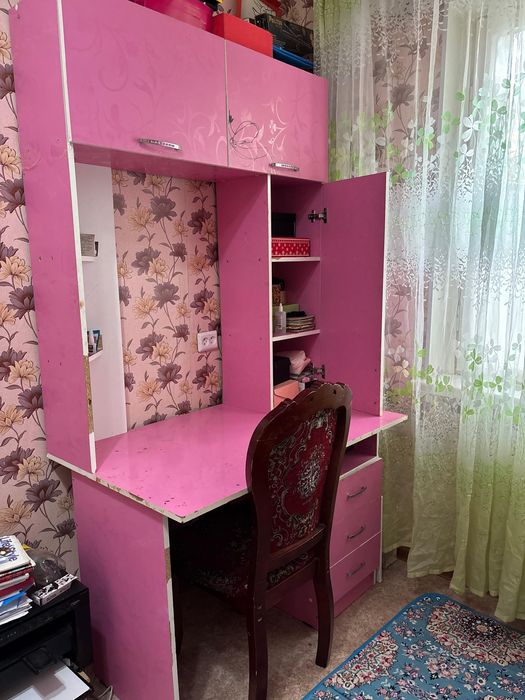 Продам Стол детский бу