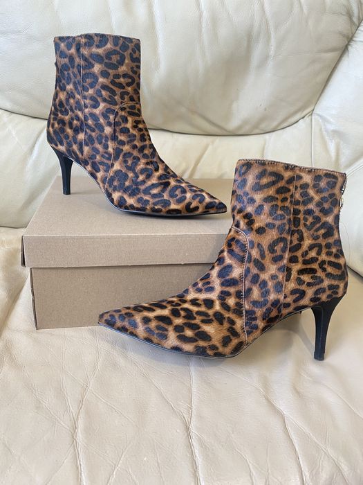 Next - дамски боти естествена кожа с косъм