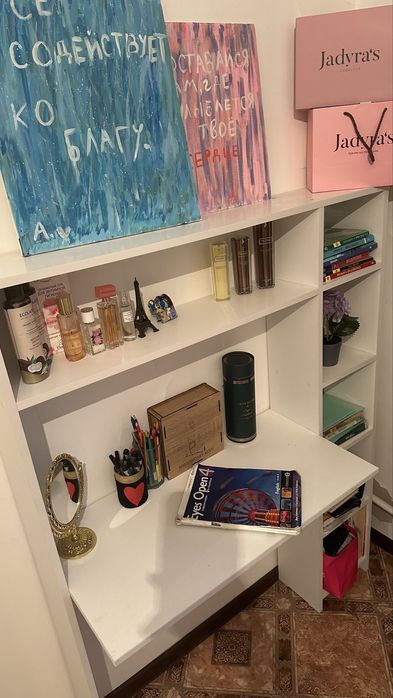 Продам  мебель в детскую