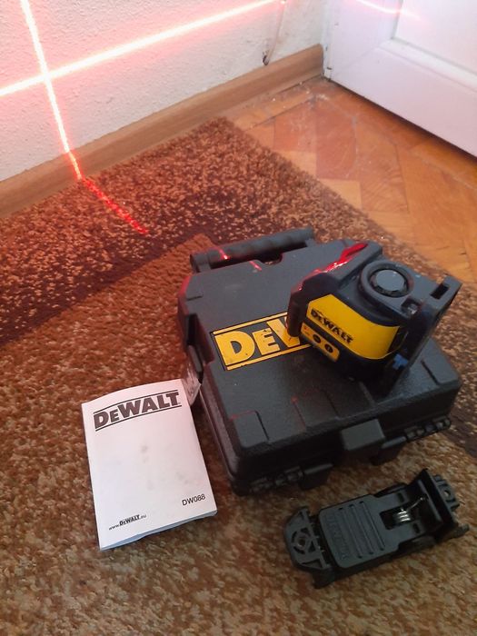 Devalt lasernivela dcw088 ca nou.