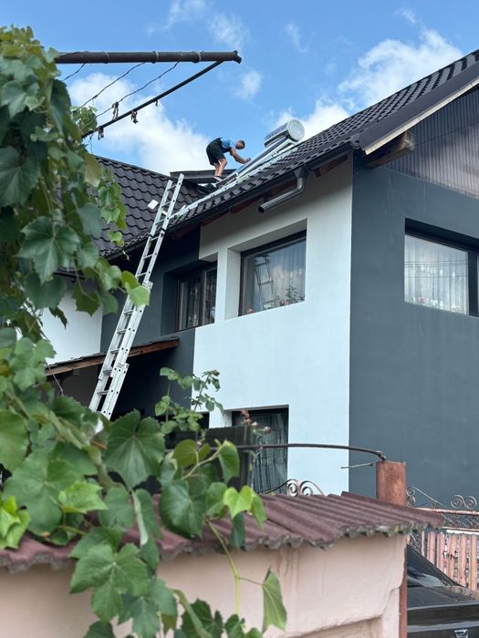 Vindem și montam panou apă caldă 4 anotimpuri