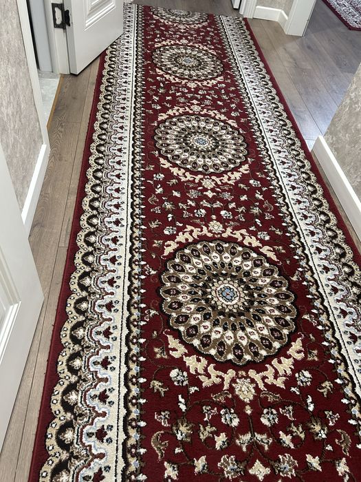 Продам ковровую дорожку