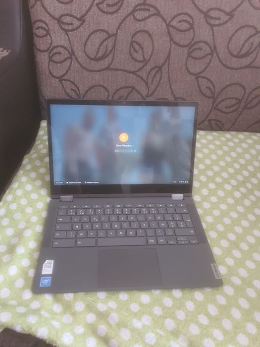 Vand laptop in stare buna de functionare