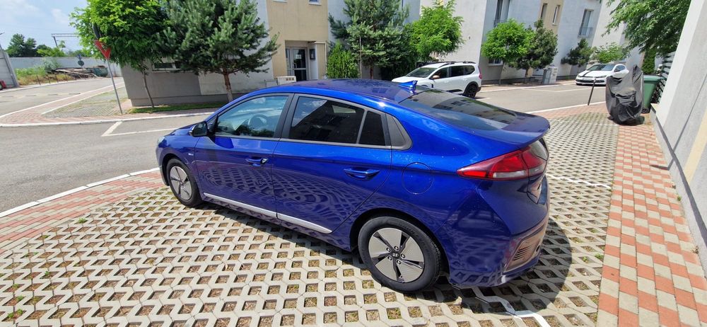 HYUNDAI Ioniq 2021 — imagine 4