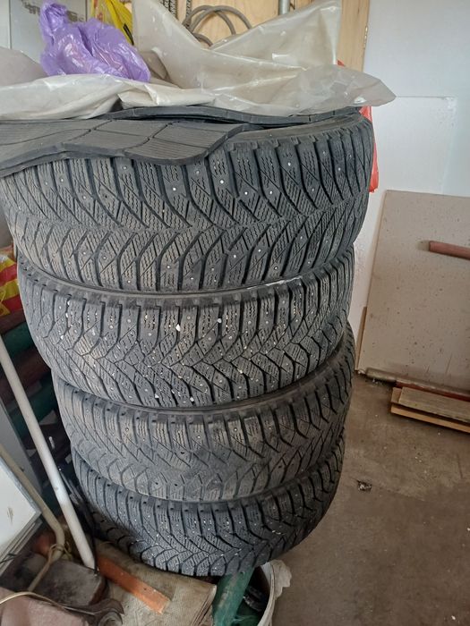 Продам шины, 2комплекта