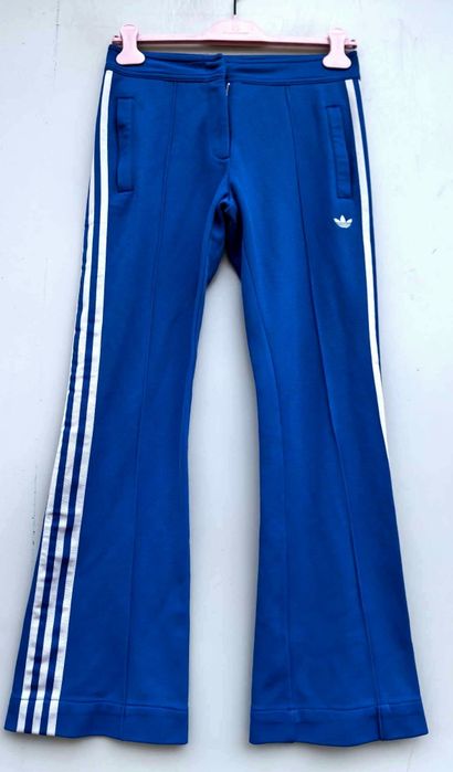 Adidas Originals оригинална дамска долница Хс размер