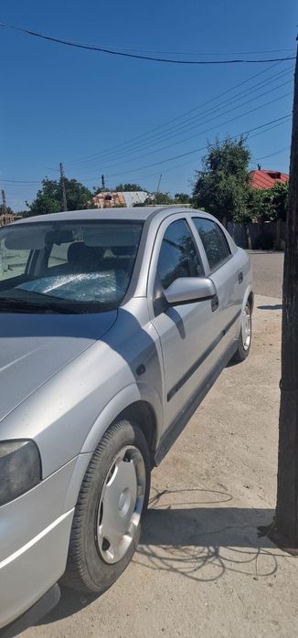 Vând opel astra