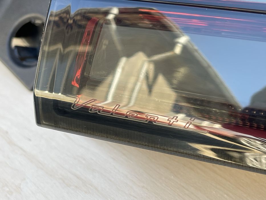 Опушени LED Стопове Subaru Levorg "Valenti"