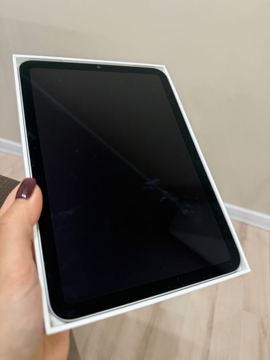 Apple Ipad A17 pro 8,3 WiFi 128GB