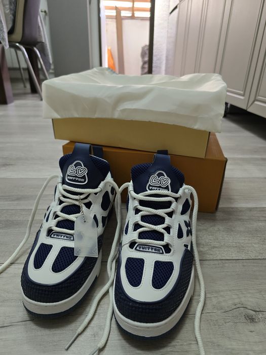 Adidasi Louis Vuitton Marine 45