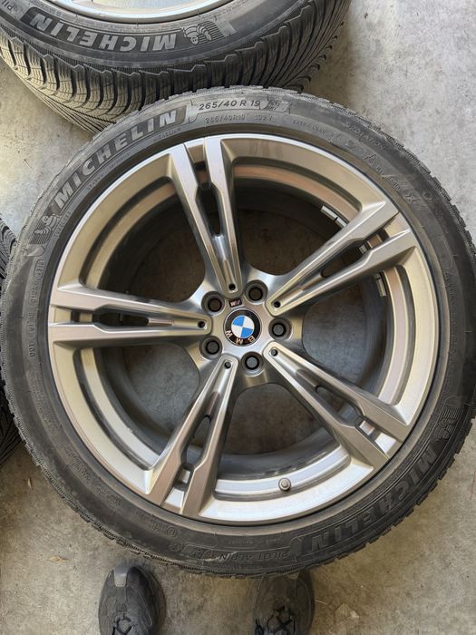 Джанти 265 / 40 / 19 за BMW M комплект със зимни гуми и датчици