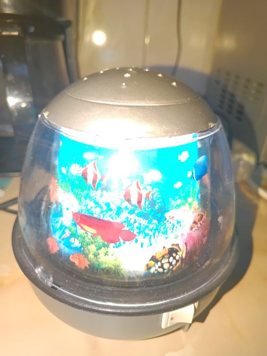 Puzzle/ jocuri de societate/ veioza cu pești