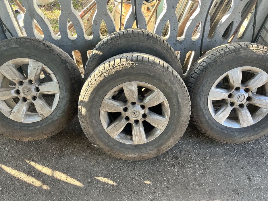 Диски с резиной тойота