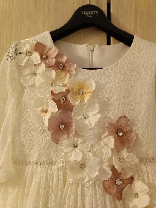 Платье праздничное