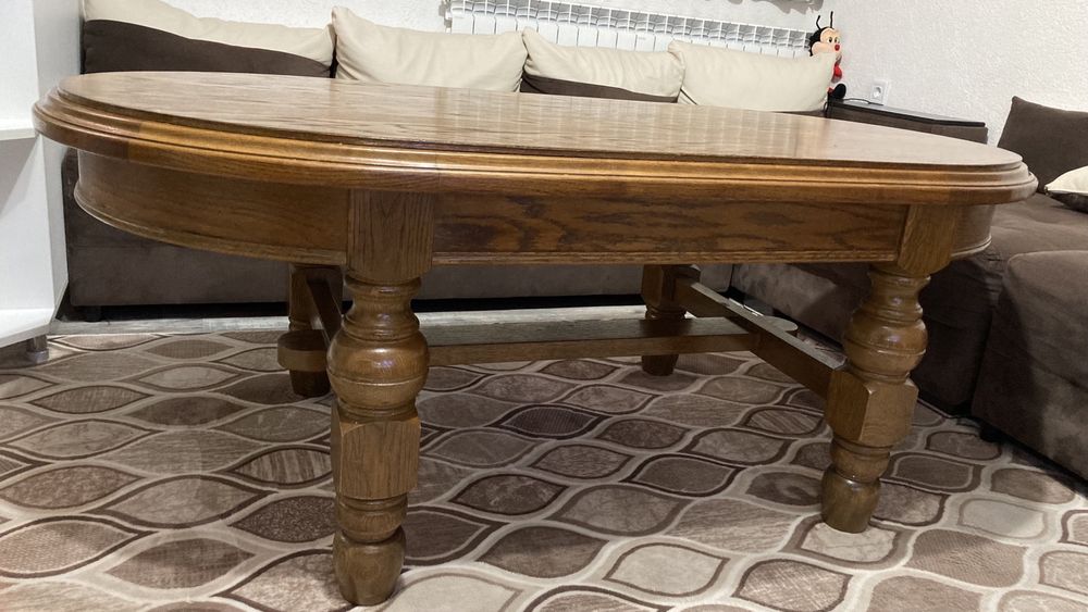 Масивна Холна Маса