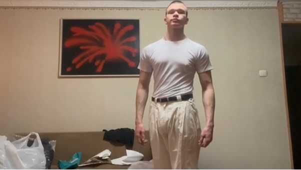 компрессионная белая футболка