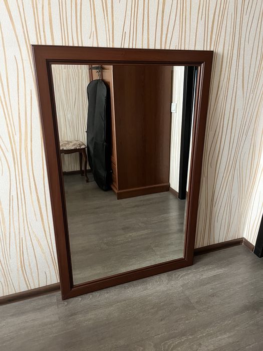 Продаётся зеркало