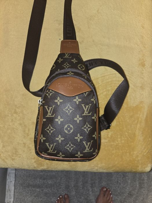 Gentuta barbati Louis Vuitton