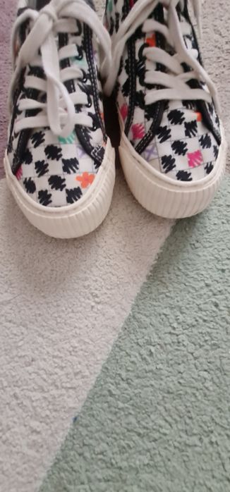 Tenisi, ghete sport  Zara marimea 32.cm