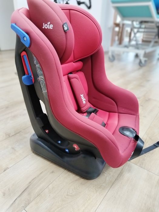 Vând scaun auto joie