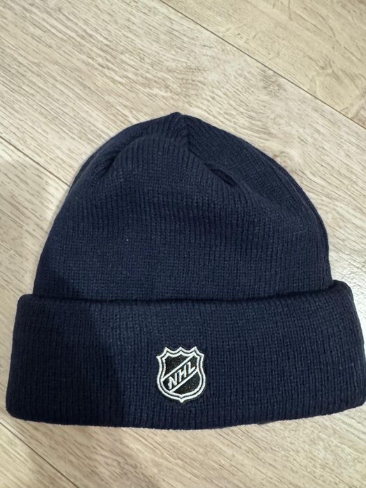 шапка хоккейная  NHL, атрибутика