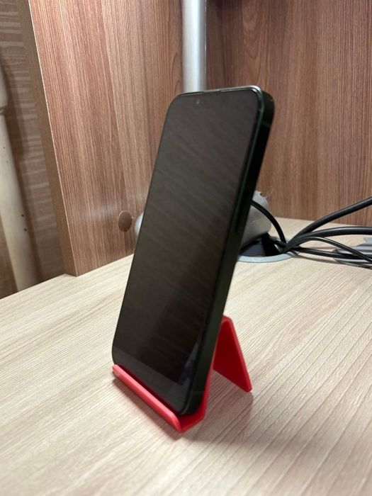 IPhone 13 хорошем состояний