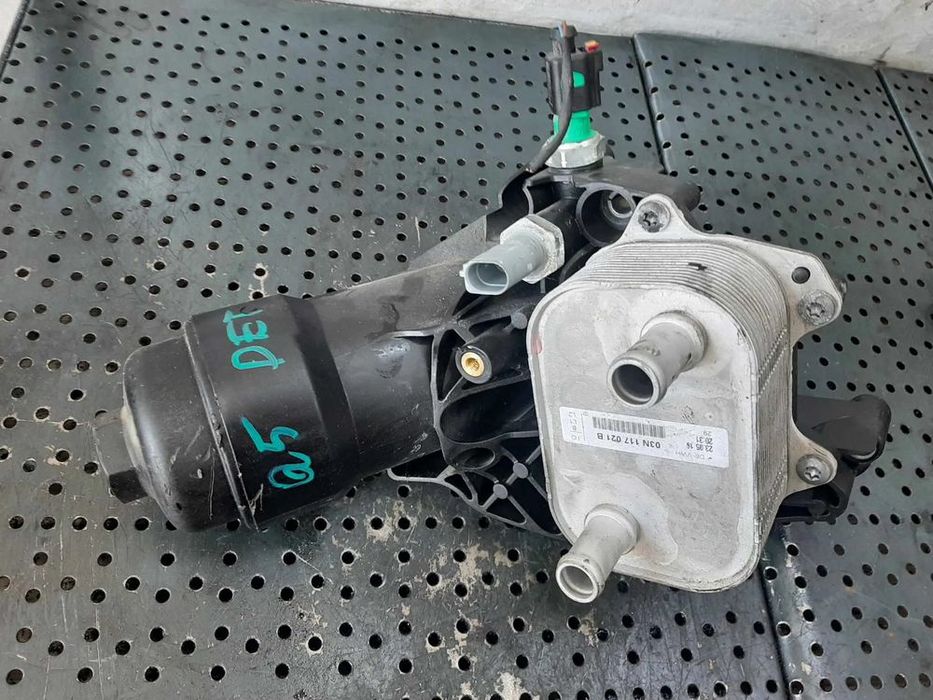 Racitor ulei termoflot 2.0 tdi det audi q5 03n117021b