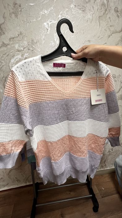 Имеются в продаже кофты