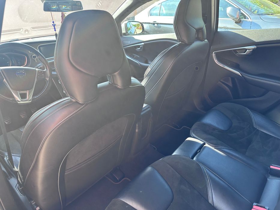 Volvo V40 R-design