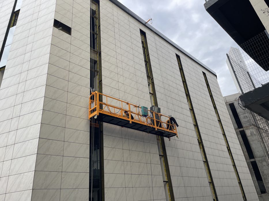 Аренда Люлька ZLP 630. Фасадная люлька 6 метровая. Платформа фасадная.