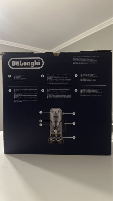 DeLonghi Dedica style espressor manual 15 bari, 1300w