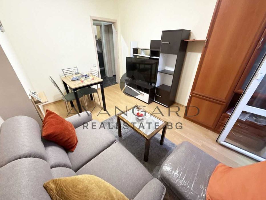 Продава се Двустаен апартамент в Пловдив, Център - 58 кв.м за 1208 €/кв.м - Снимка #1