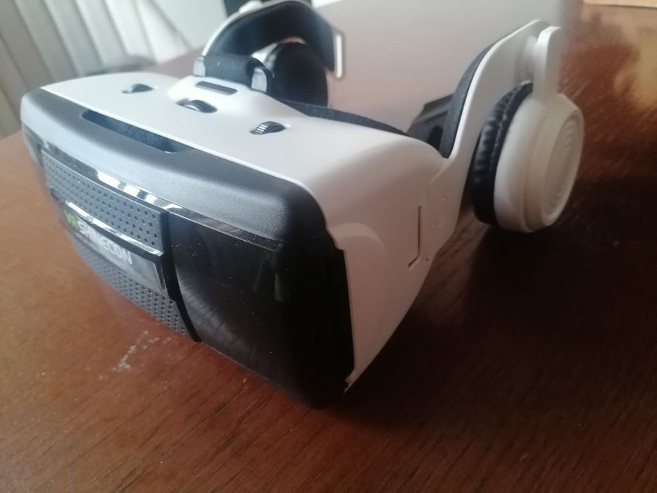 Очки виртуальной реальности