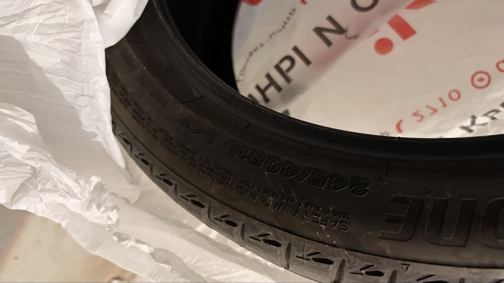 245/40/19 Bridgestone turanza t005