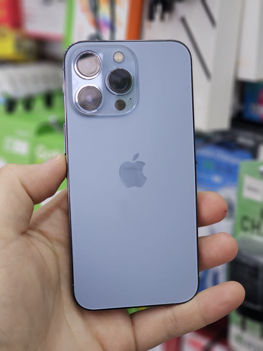 iPhone 13Pro 256GB Radnoy hamma yeri.