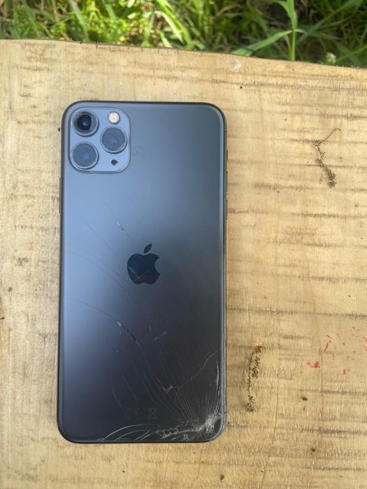 Iphone 11 pro max 512 gig