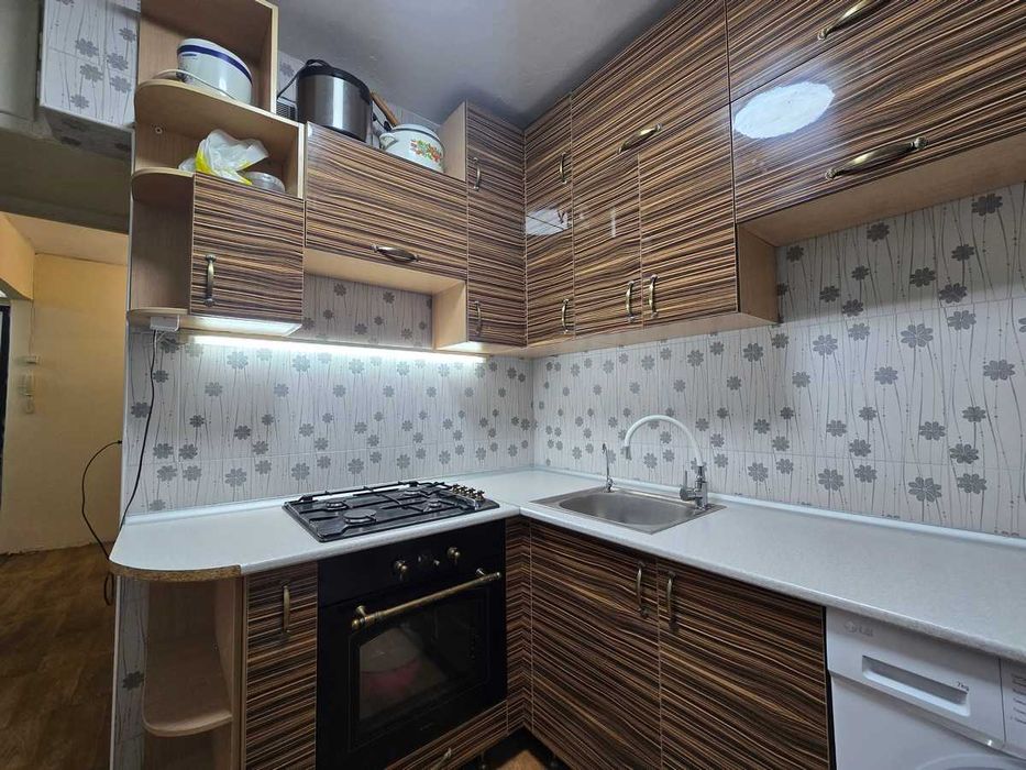 Продам 2 ком. квартиру Орбита 4 дом 33