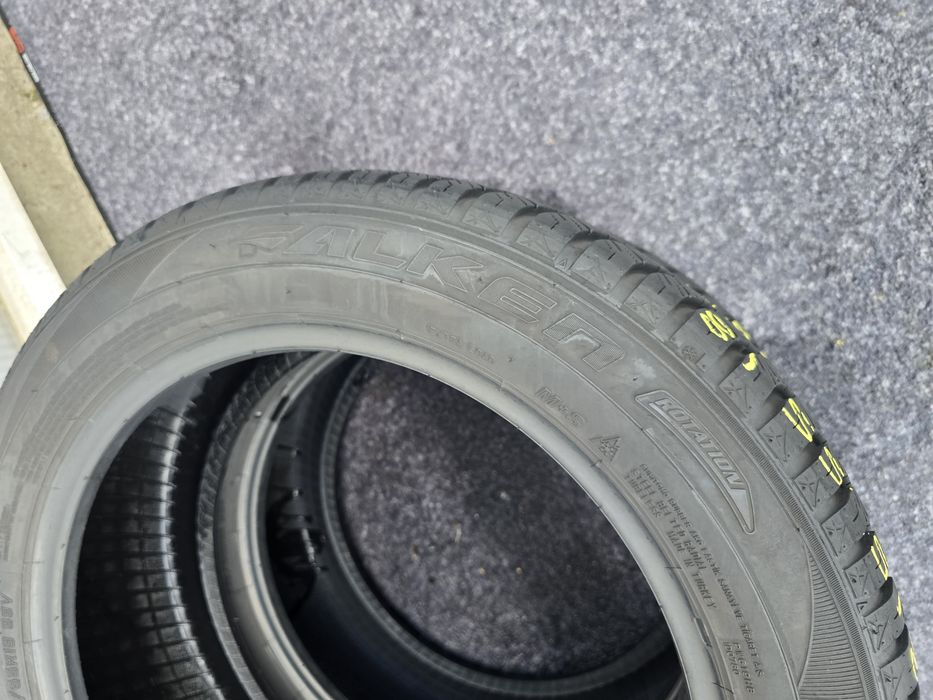 215 55 18 falken m+s
