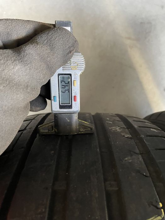 Anvelope vara 245/45/18 Falken/Dunlop